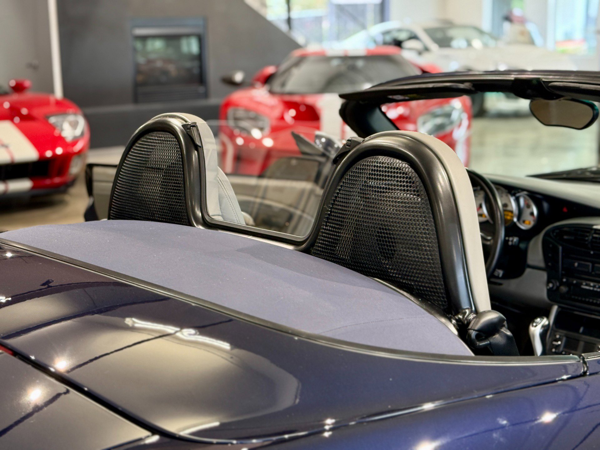 Used 2001 Porsche Boxster S image 32