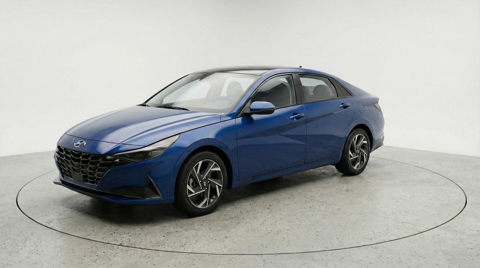 Used 2025 Hyundai Elantra SEL image 3