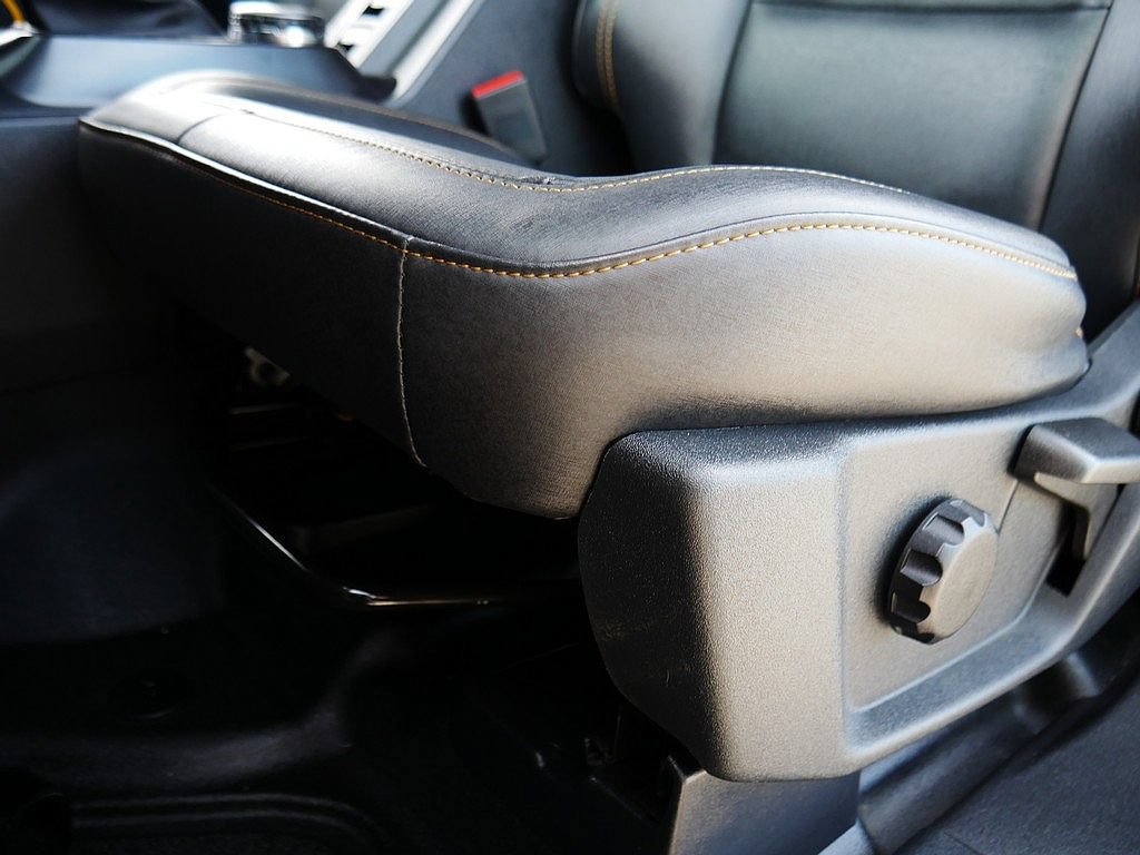 Used 2024 Ford Bronco Badlands AWD/4WD image 13