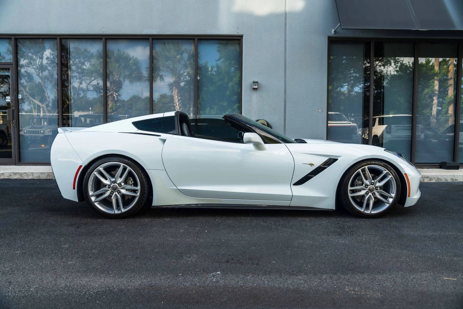 Used 2019 Chevrolet Corvette Stingray Coupe w/ 1LT image 42