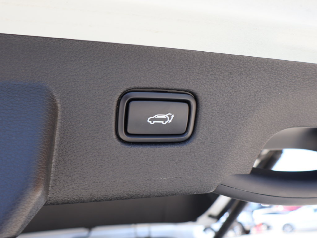 Used 2025 Kia Sportage SX FWD image 15