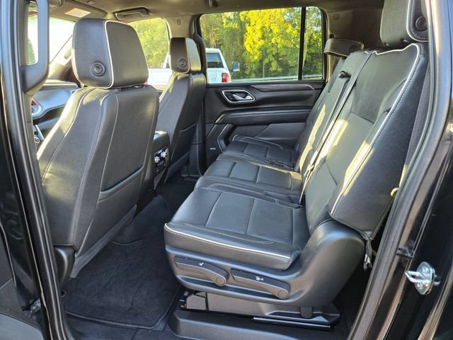 Used 2023 GMC Yukon XL SLT AWD/4WD image 11