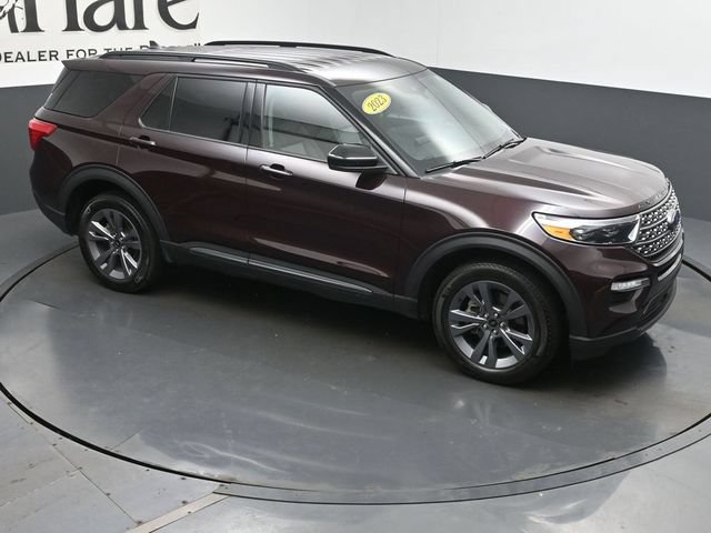 Used 2023 Ford Explorer XLT w/ Equipment Group 202A AWD/4WD image 66