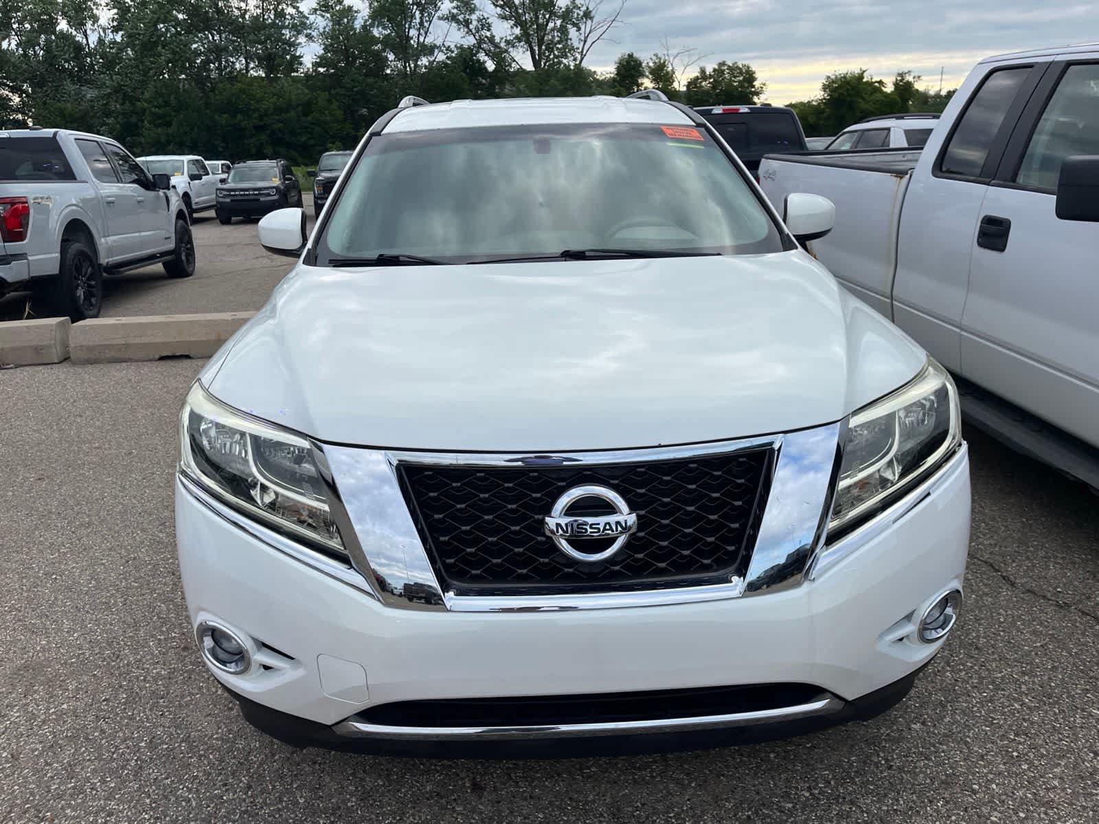 Used 2014 Nissan Pathfinder SL w/ SL Tech Package AWD/4WD image 21