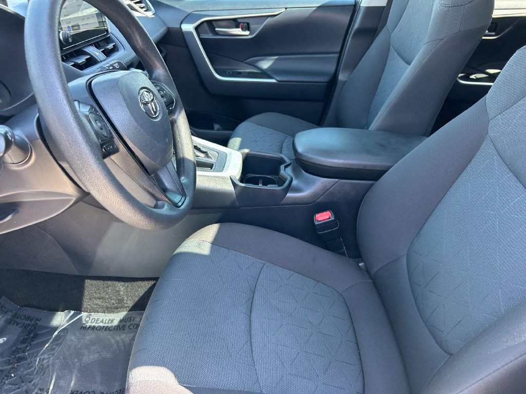 Certified 2025 Toyota RAV4 XLE w/ Convenience Package FWD image 11