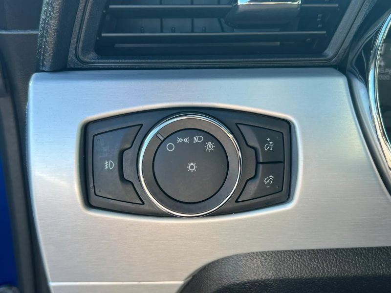 Used 2016 Ford Mustang Premium w/ Equipment Group 201A RWD image 19