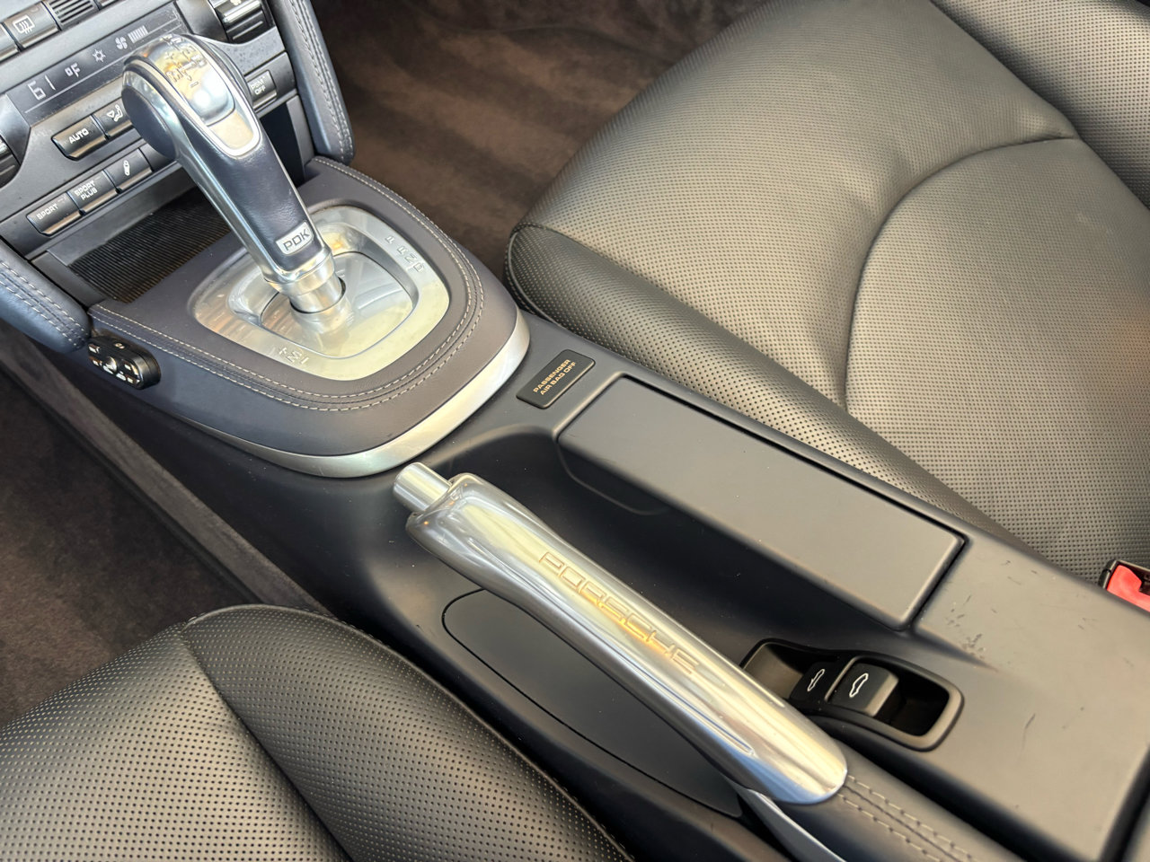 Used 2011 Porsche 911 Turbo image 22