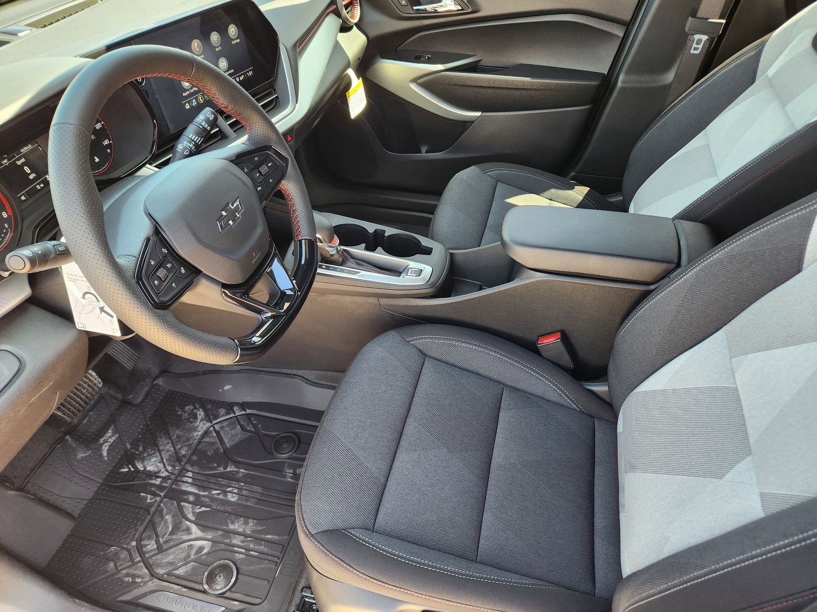 New 2026 Chevrolet Trax RS w/ Driver Confidence Package image 12