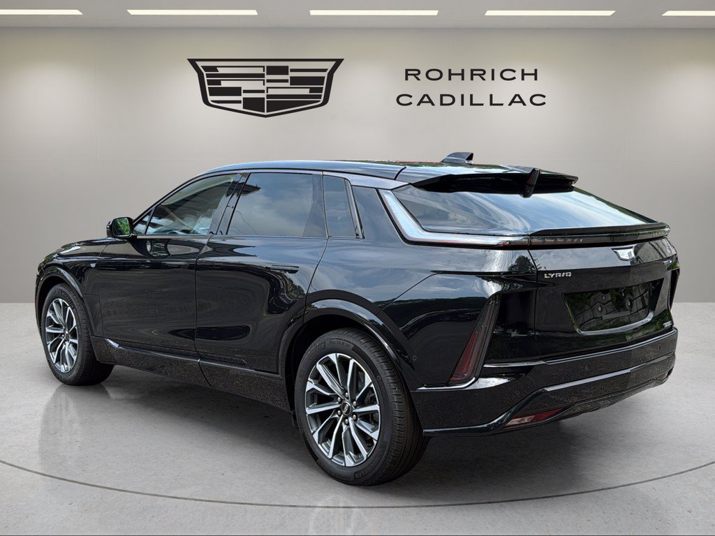 Certified 2024 Cadillac Lyriq Sport w/ LPO, Floor Liner Package AWD/4WD image 5
