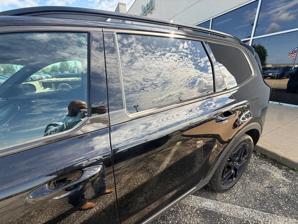 Used 2023 Kia Telluride SX X-Line AWD/4WD image 30