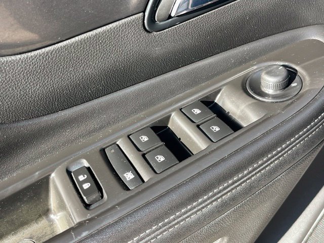 Used 2018 Buick Encore Premium w/ Experience Buick Package FWD image 11