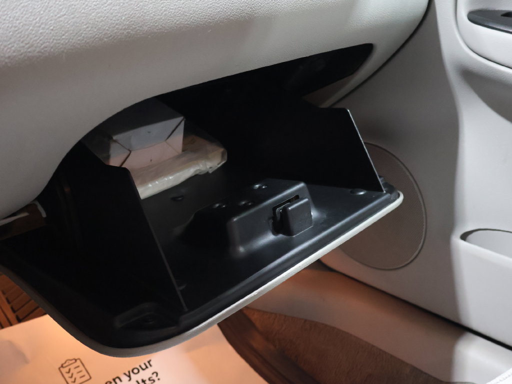 Used 2012 Chevrolet Impala LT FWD image 27