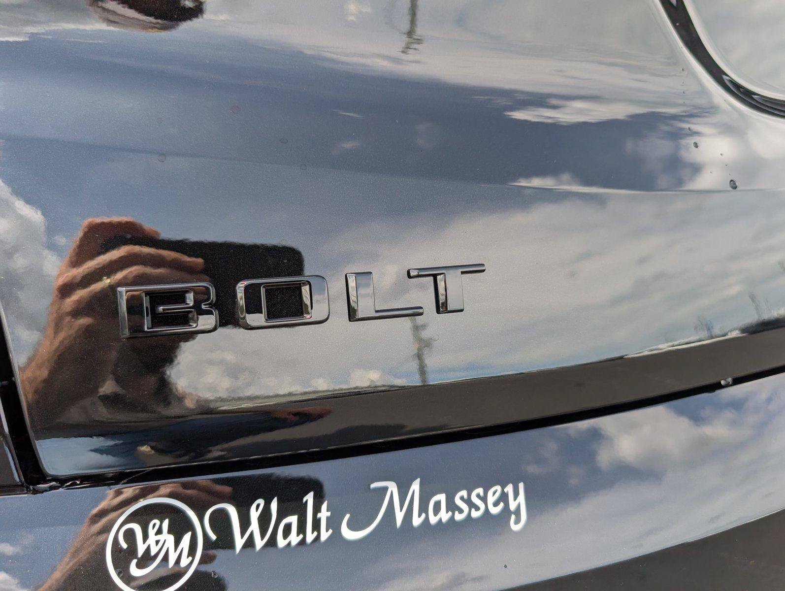 New 2027 Chevrolet Bolt RS w/ LPO, All-Weather Package FWD image 8