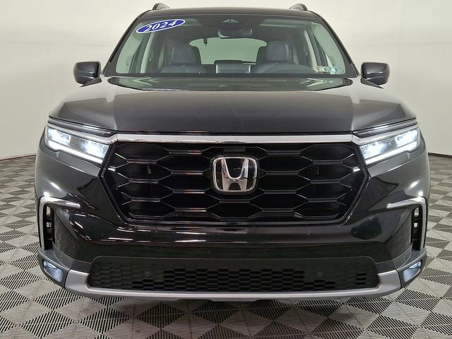 Used 2024 Honda Pilot Touring image 5