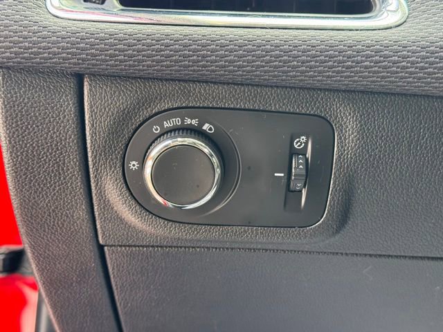 Used 2016 Chevrolet Cruze LT w/ Convenience Package image 16