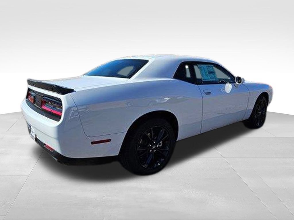 New 2023 Dodge Challenger SXT w/ Blacktop Package AWD/4WD image 16