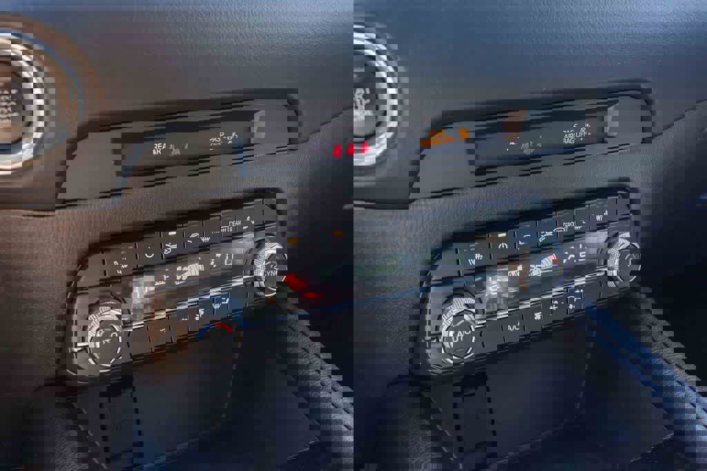 Used 2021 MAZDA CX-5 Touring image 21