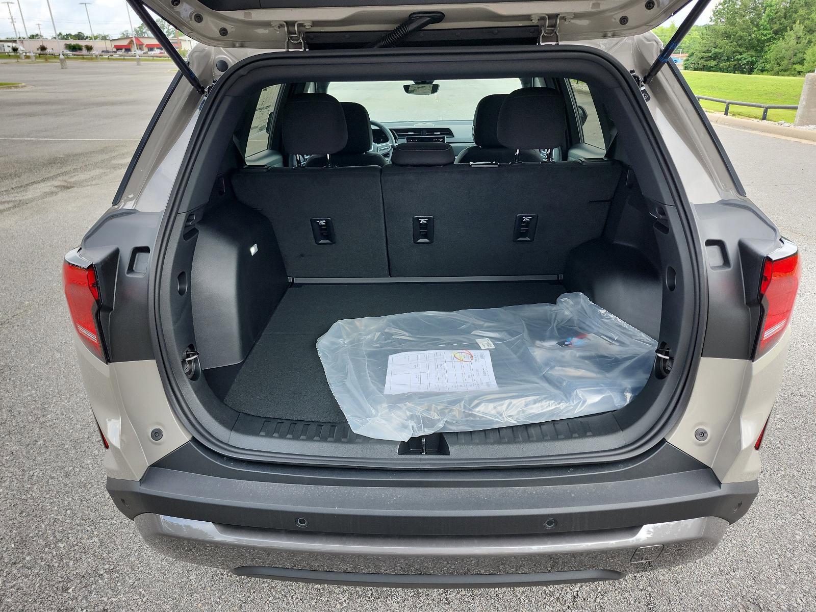 New 2026 GMC Terrain Elevation w/ Technology Package II image 8