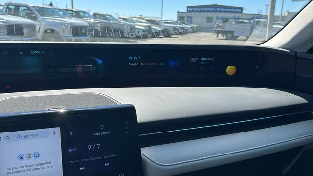 Used 2024 Lincoln Nautilus Reserve w/ Equipment Group 202A image 21