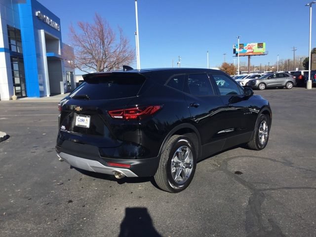 New 2025 Chevrolet Blazer LT AWD/4WD image 3