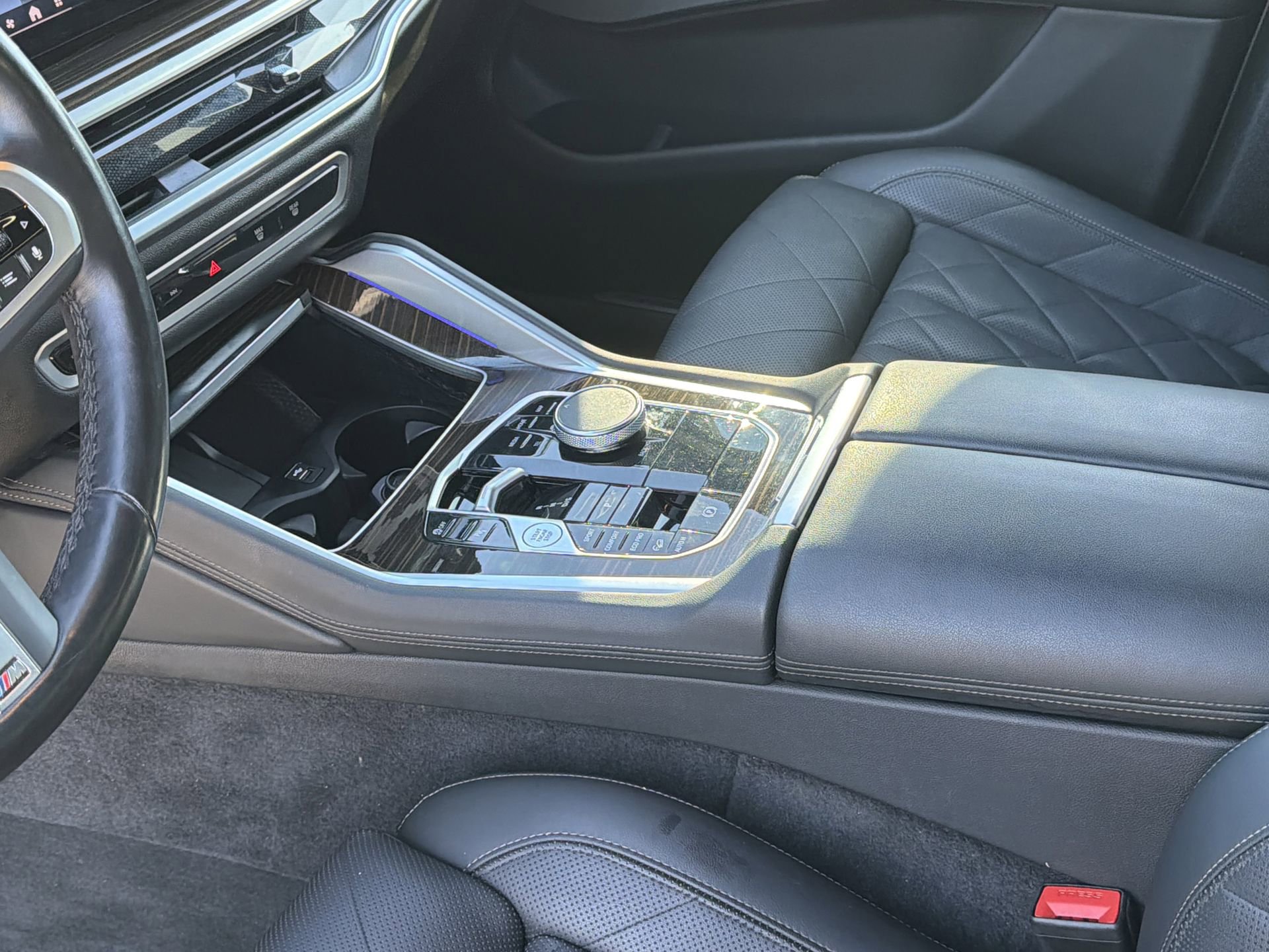 Certified 2024 BMW X6 xDrive40i image 22