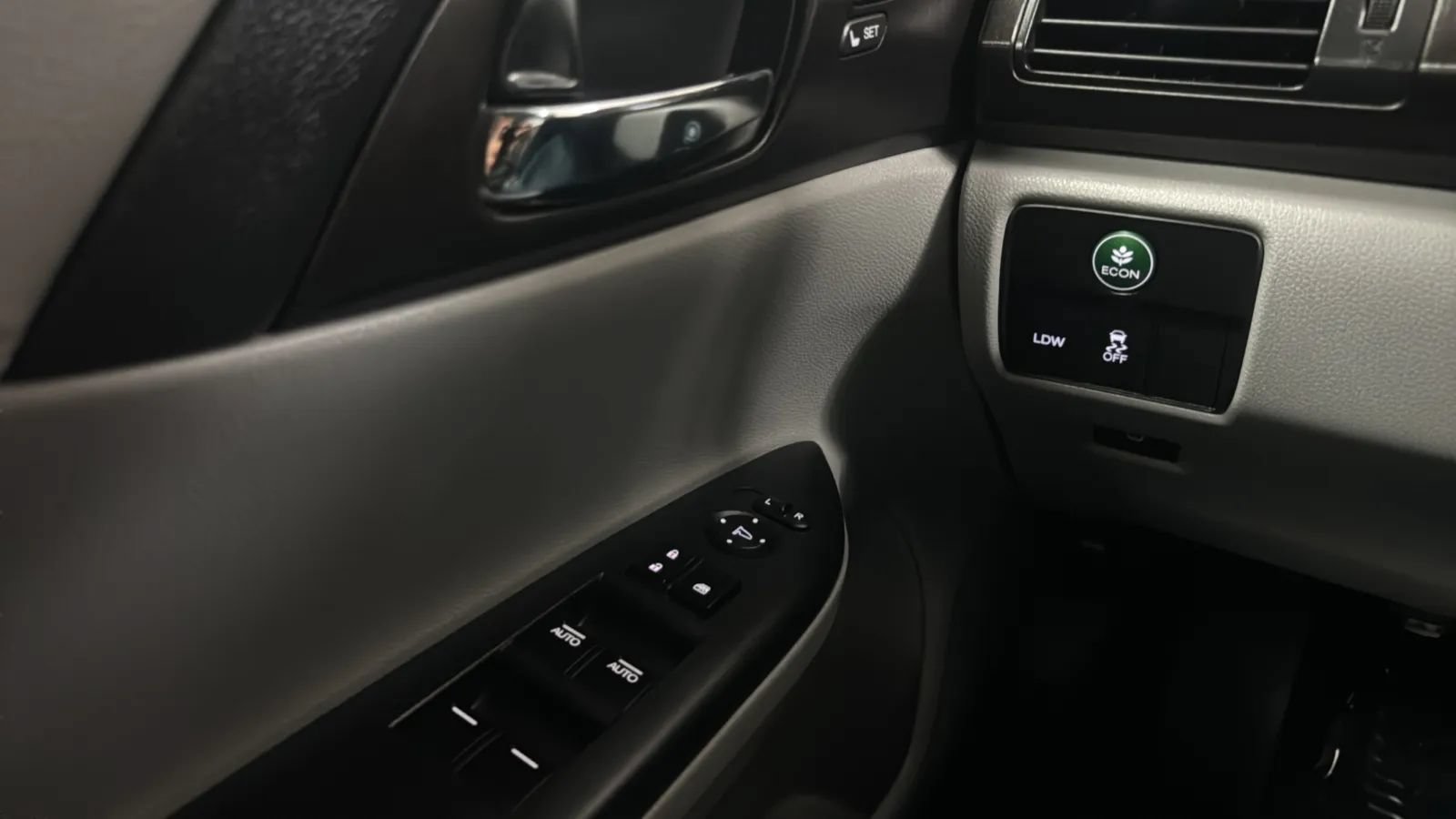 Used 2013 Honda Accord EX-L image 16