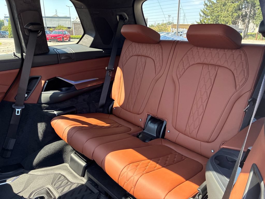 New 2027 BMW X7 xDrive40i w/ Executive Package AWD/4WD image 21
