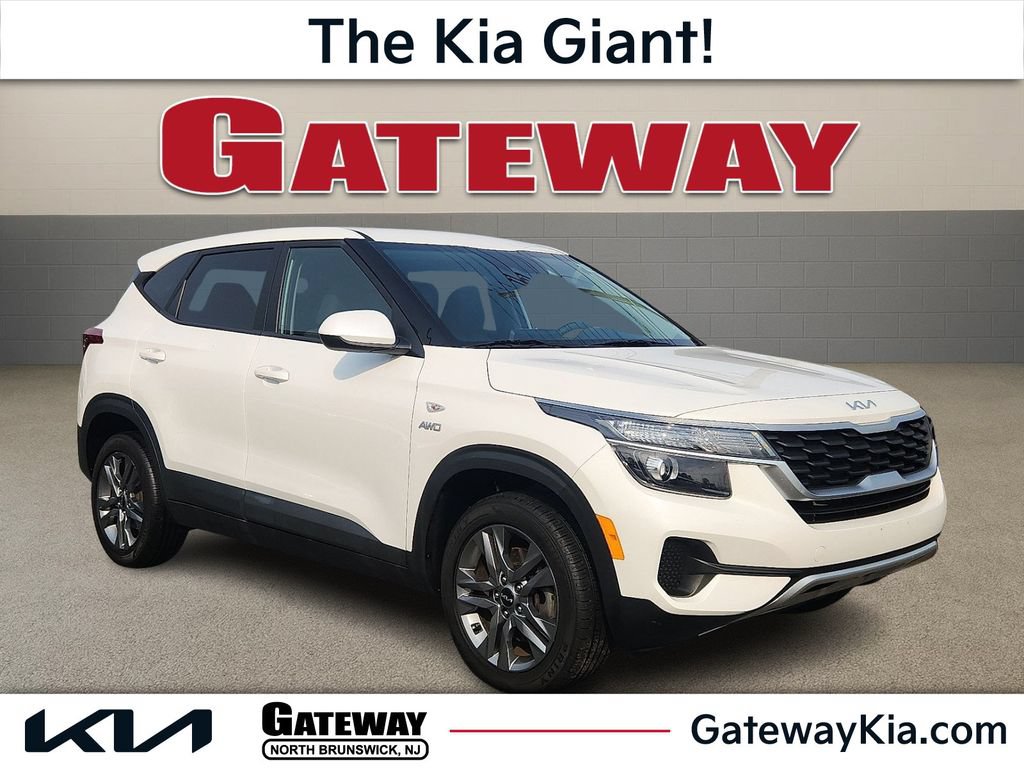 Certified 2023 Kia Seltos LX AWD/4WD image 1