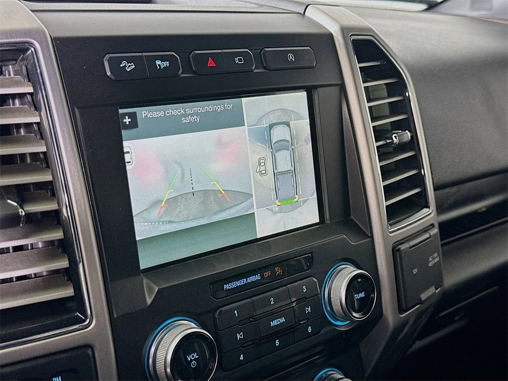 Used 2018 Ford F150 Platinum w/ Equipment Group 701A Luxury image 10