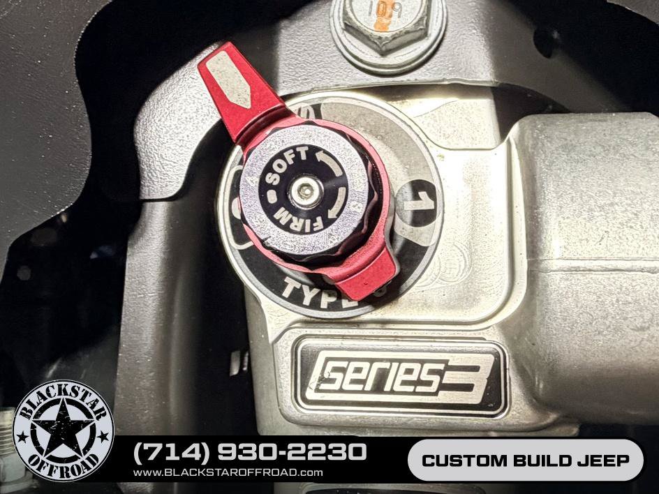 Used 2023 Jeep Gladiator Mojave w/ LED Lighting Group AWD/4WD image 29