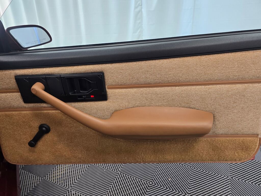 Used 1988 Chevrolet Camaro IROC-Z image 88