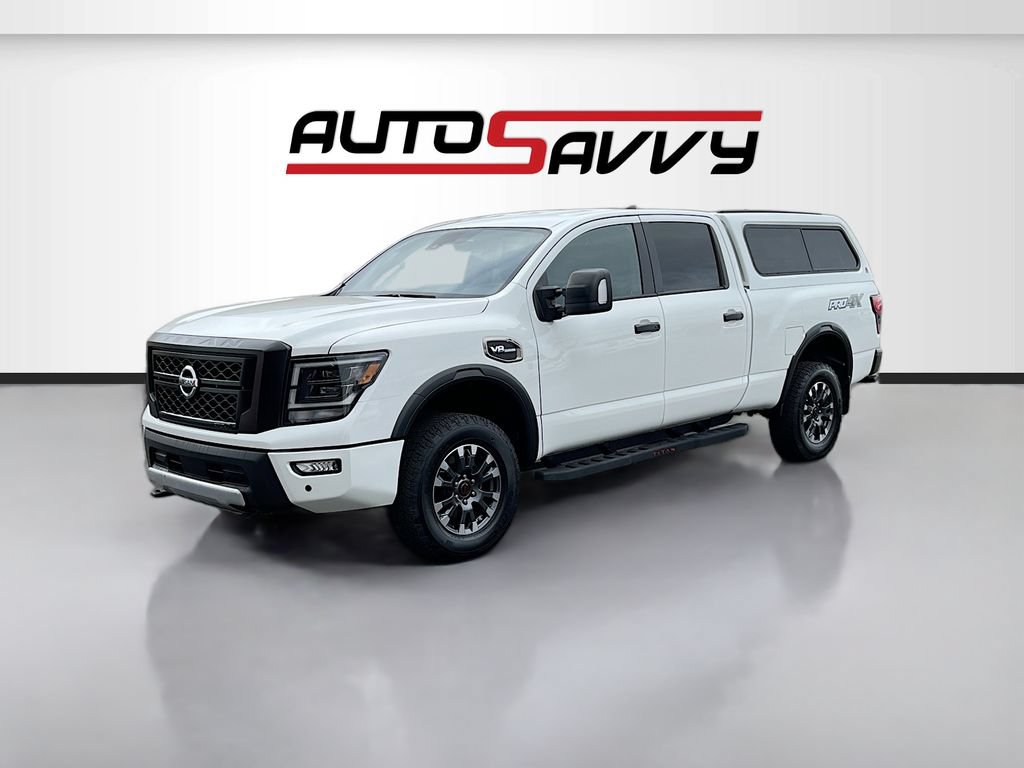 Used 2023 Nissan Titan PRO-4X AWD/4WD image 3