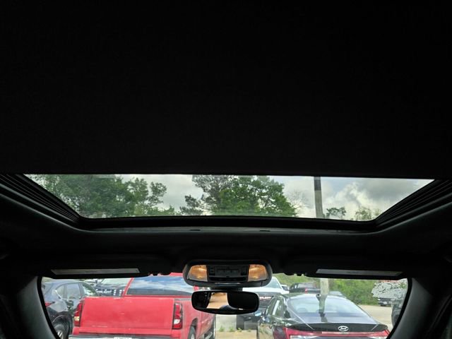 Used 2022 Jeep Grand Cherokee Limited image 30