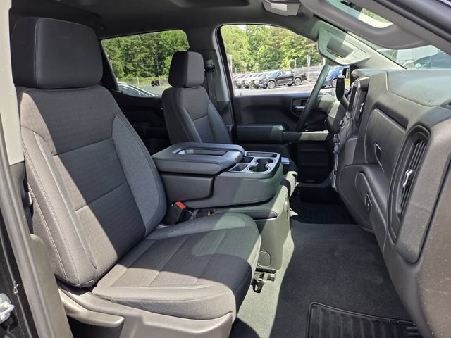 Used 2024 Chevrolet Silverado 1500 Custom w/ Turbomax Blackout Package AWD/4WD image 18