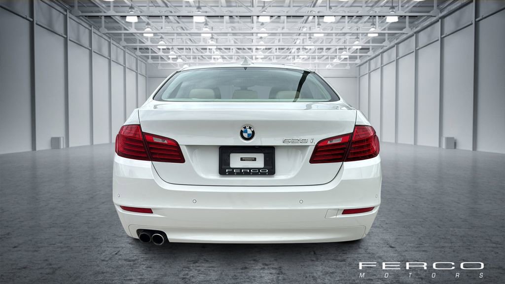 Used 2014 BMW 528i Sedan image 4