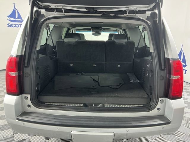 Used 2019 Chevrolet Suburban LT AWD/4WD image 23
