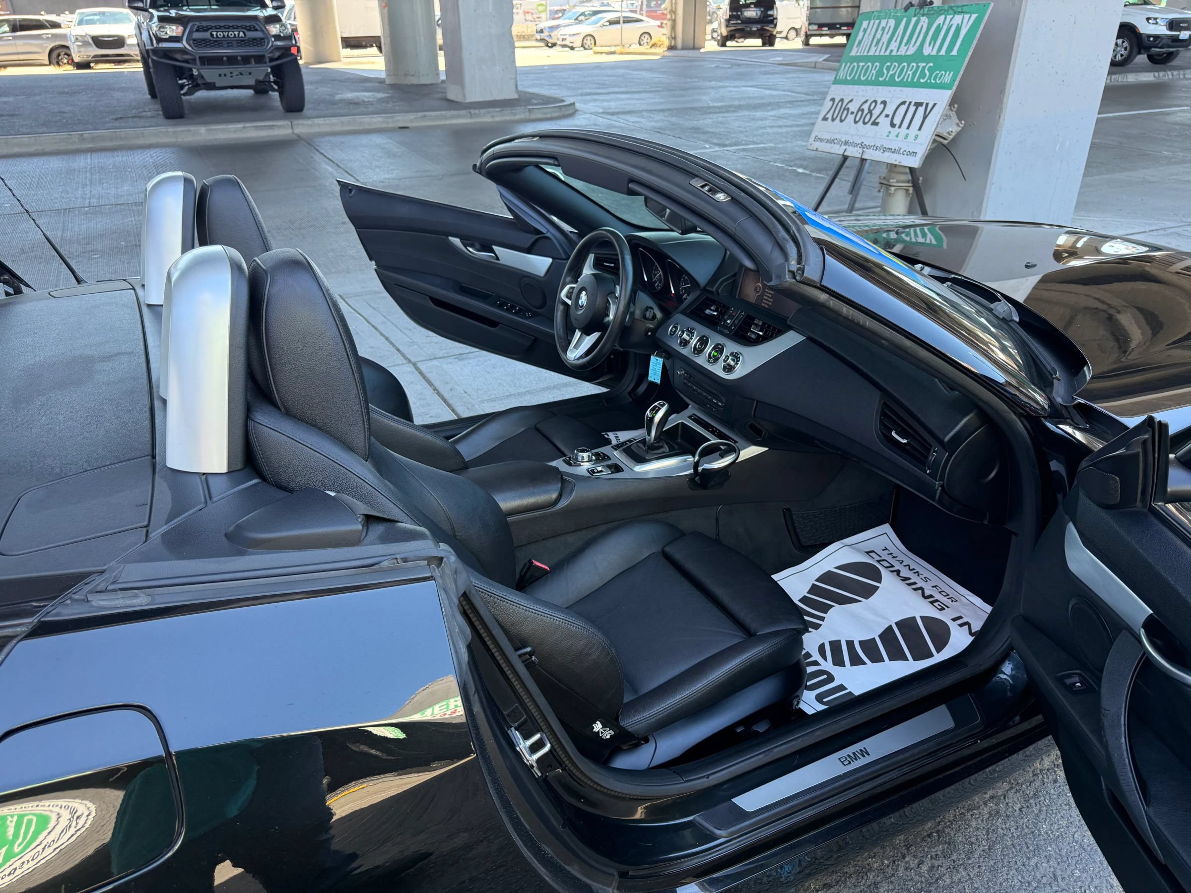Used 2011 BMW Z4 sDrive35i RWD image 14