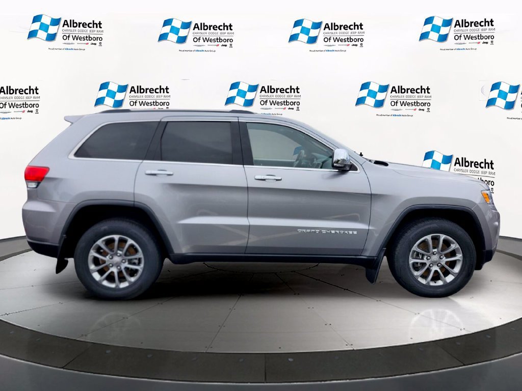 Used 2015 Jeep Grand Cherokee Limited w/ Trailer Tow Group IV AWD/4WD image 6