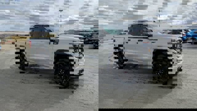 New 2026 GMC Sierra 1500 Pro w/ Graphite Edition video 2