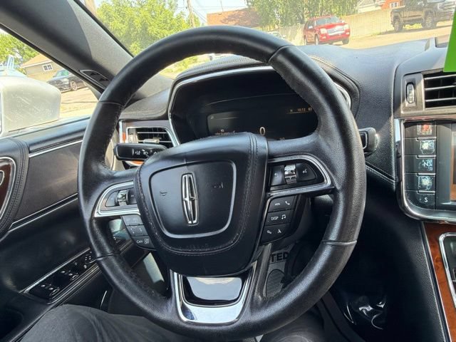 Used 2019 Lincoln Continental Premiere FWD image 31