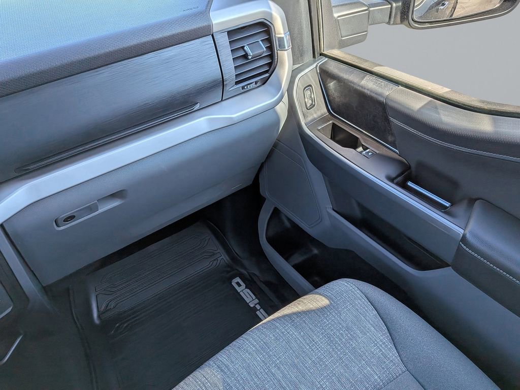 Used 2021 Ford F150 XLT w/ Equipment Group 302A High image 18