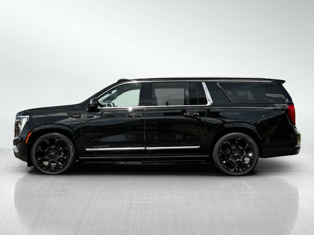 New 2026 GMC Yukon XL Denali w/ Denali Reserve Package AWD/4WD image 4