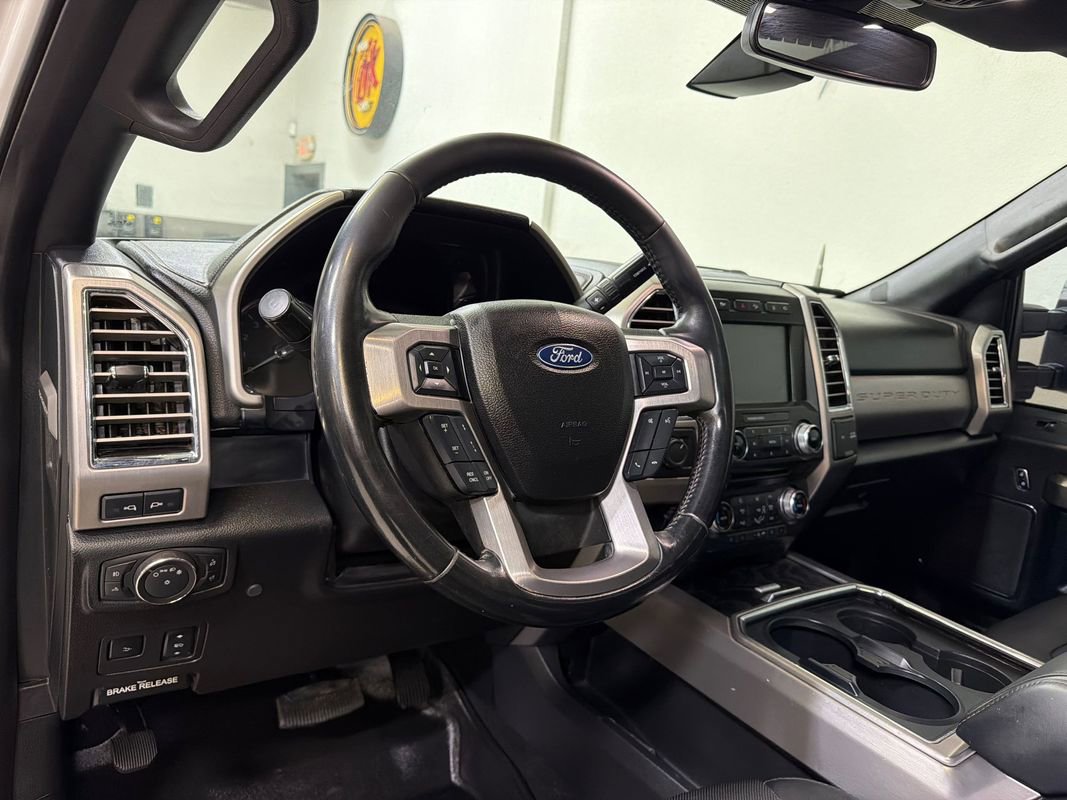Used 2018 Ford F350 Platinum w/ Platinum Ultimate Package AWD/4WD image 13