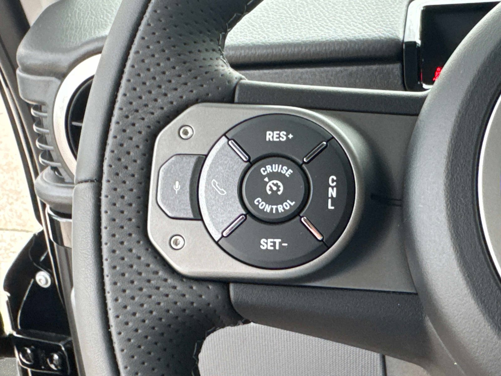 New 2025 INEOS Grenadier Fieldmaster Edition image 30