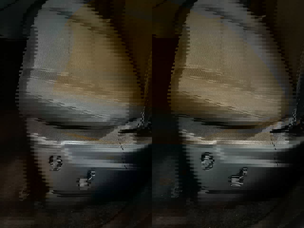 Used 2017 Jeep Grand Cherokee Laredo w/ Quick Order Package 23E image 12