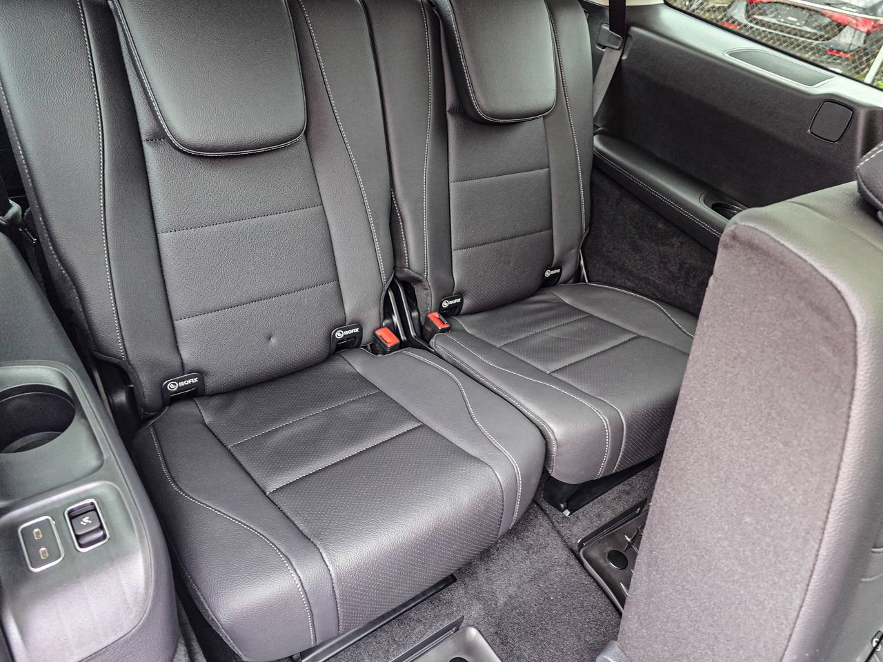 New 2026 Mercedes-Benz GLS 450 4MATIC image 41