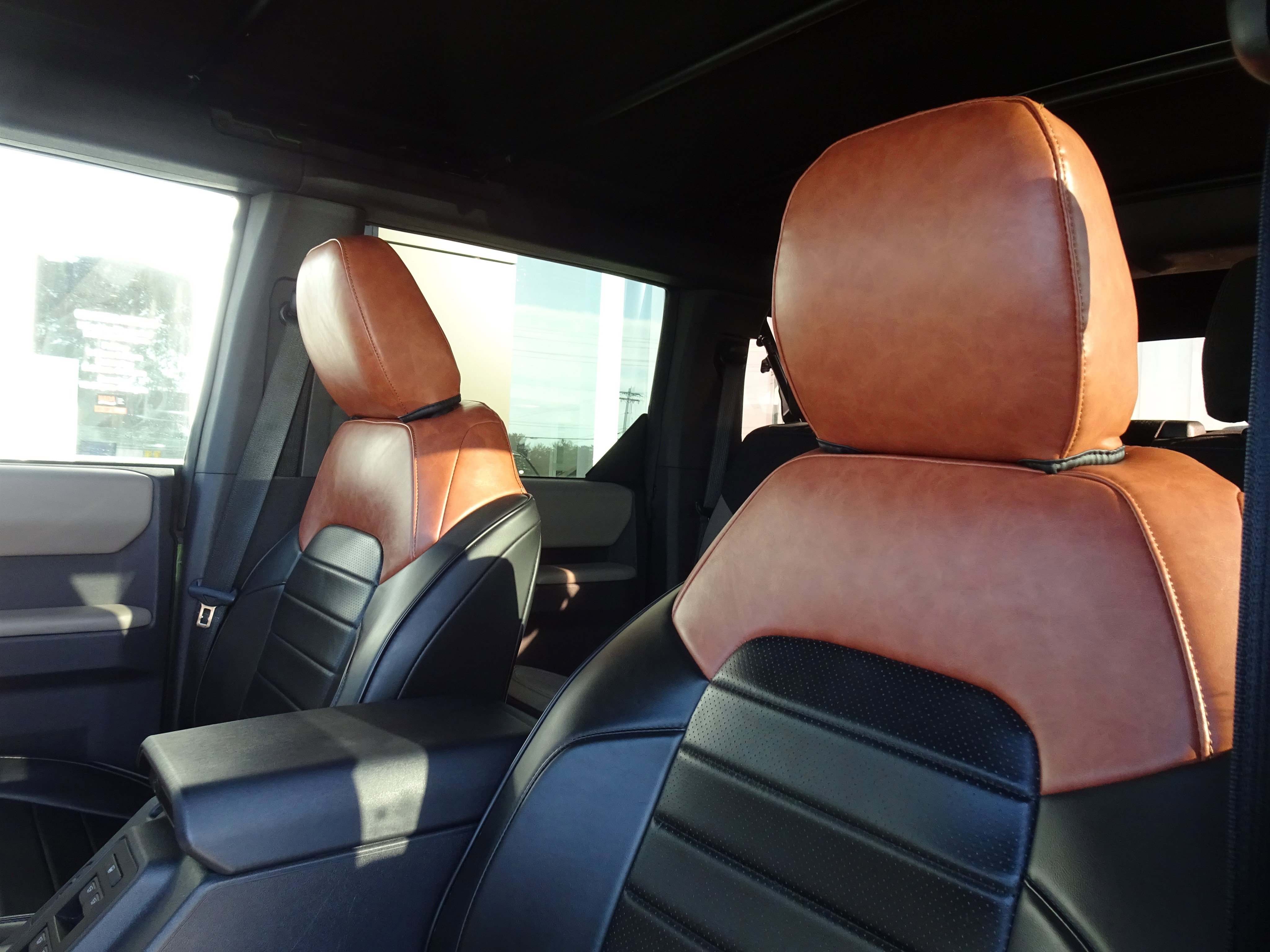 Used 2023 Ford Bronco Wildtrak image 10