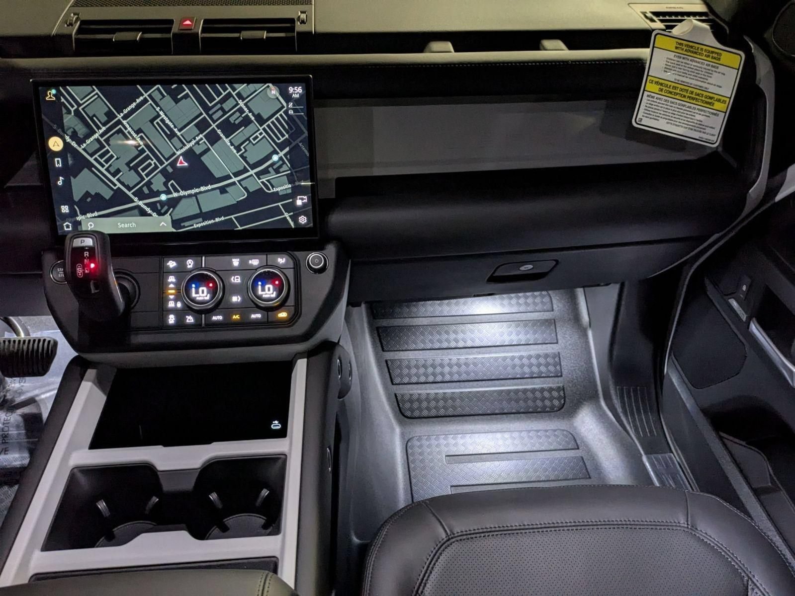 New 2026 Land Rover Defender 110 X-Dynamic SE AWD/4WD image 28