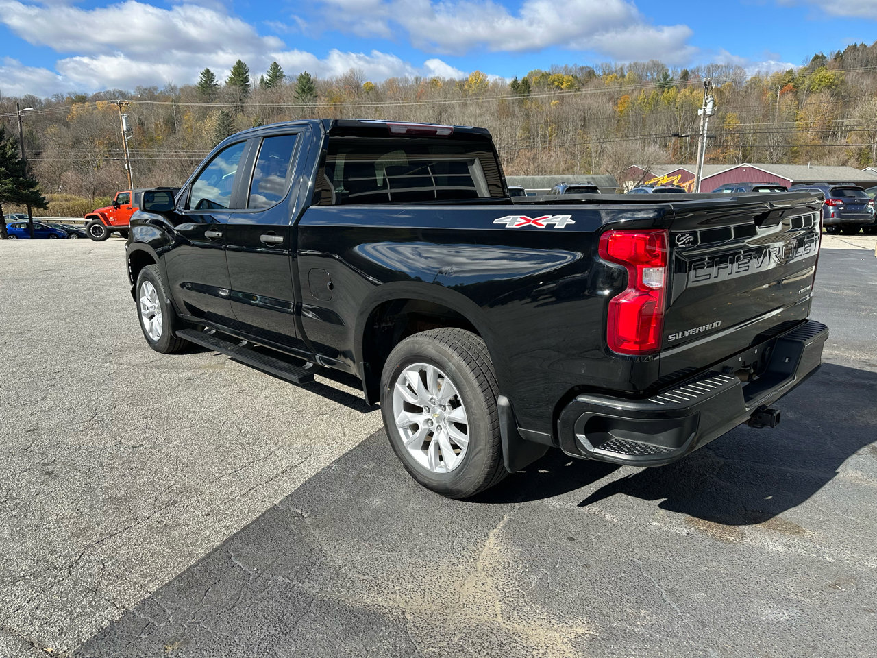 Used 2021 Chevrolet Silverado 1500 Custom image 7