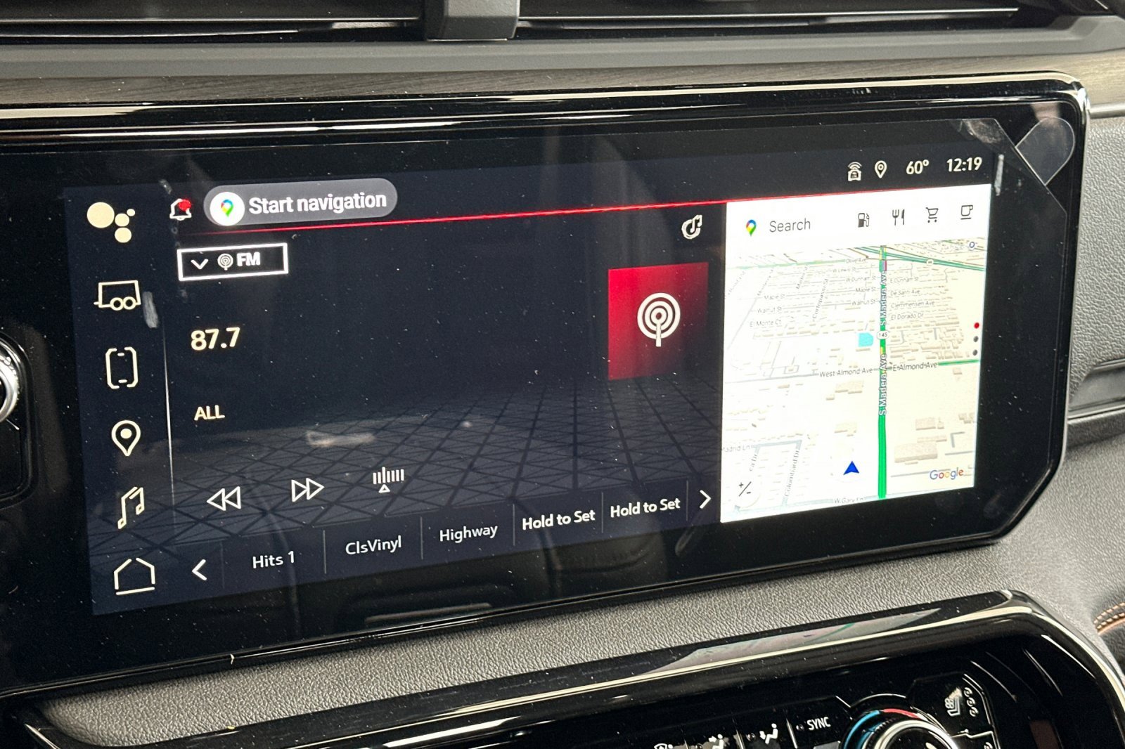 New 2026 GMC Sierra 1500 AT4 w/ Technology Package image 18